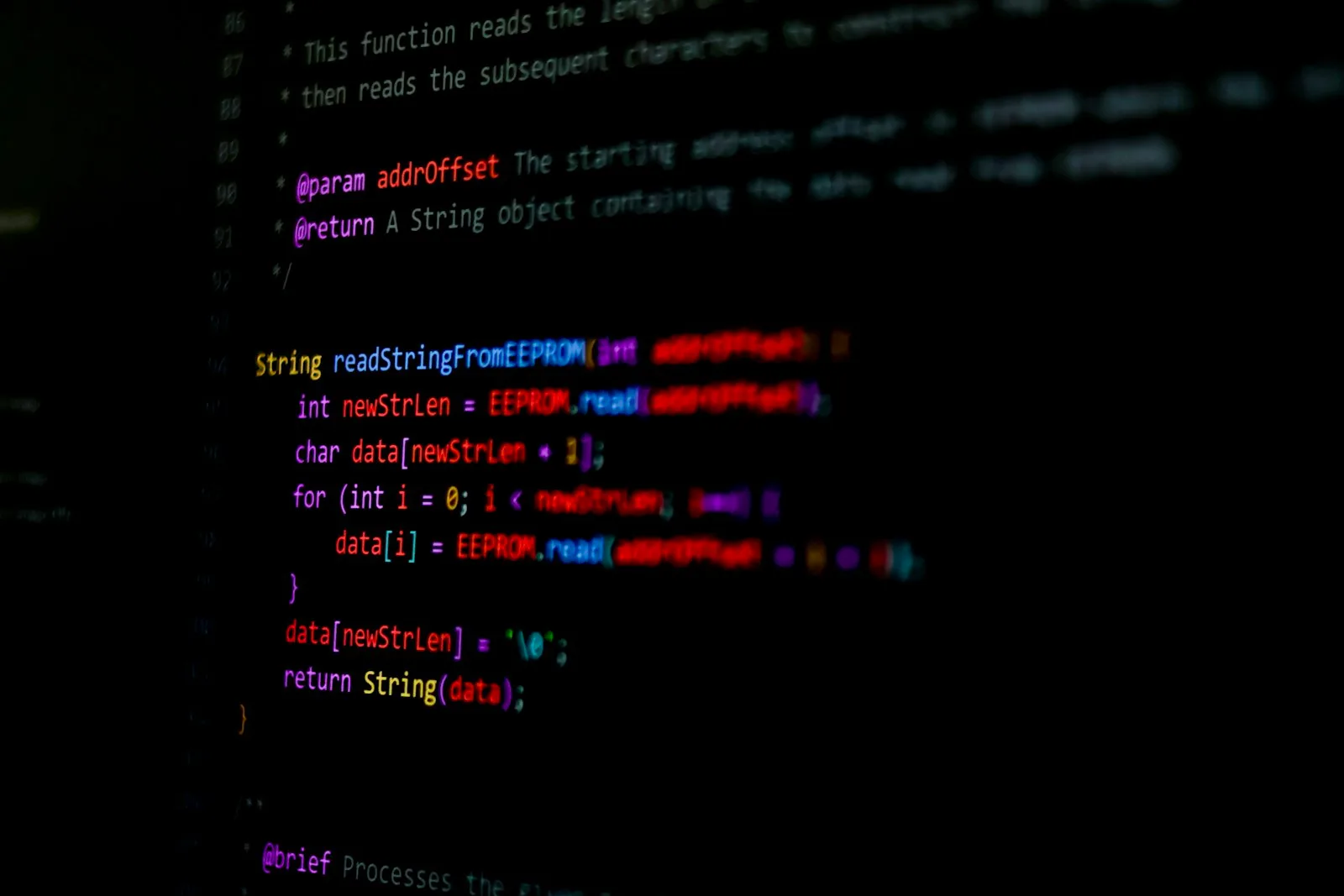 Koyu ekranda kaynak kod — yapay zeka ajanı için middleware ve araç izinleri kodlanırken